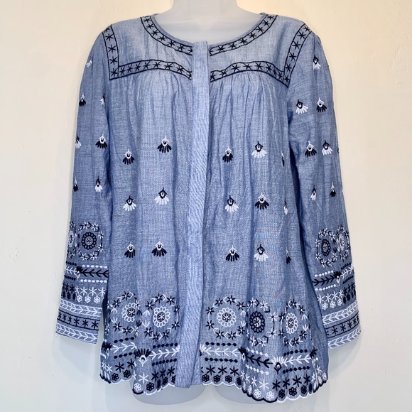 Walter Baker | NWT Floral Embroidery Button Front Popover Chambray Boho Blouse - Picture 2 of 9